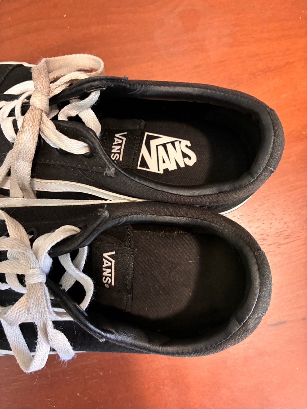 VANS Old Skool Women’s Sz 8 Black and White Classic Sneakers Board Shoes Low Top - Picture 8 of 10